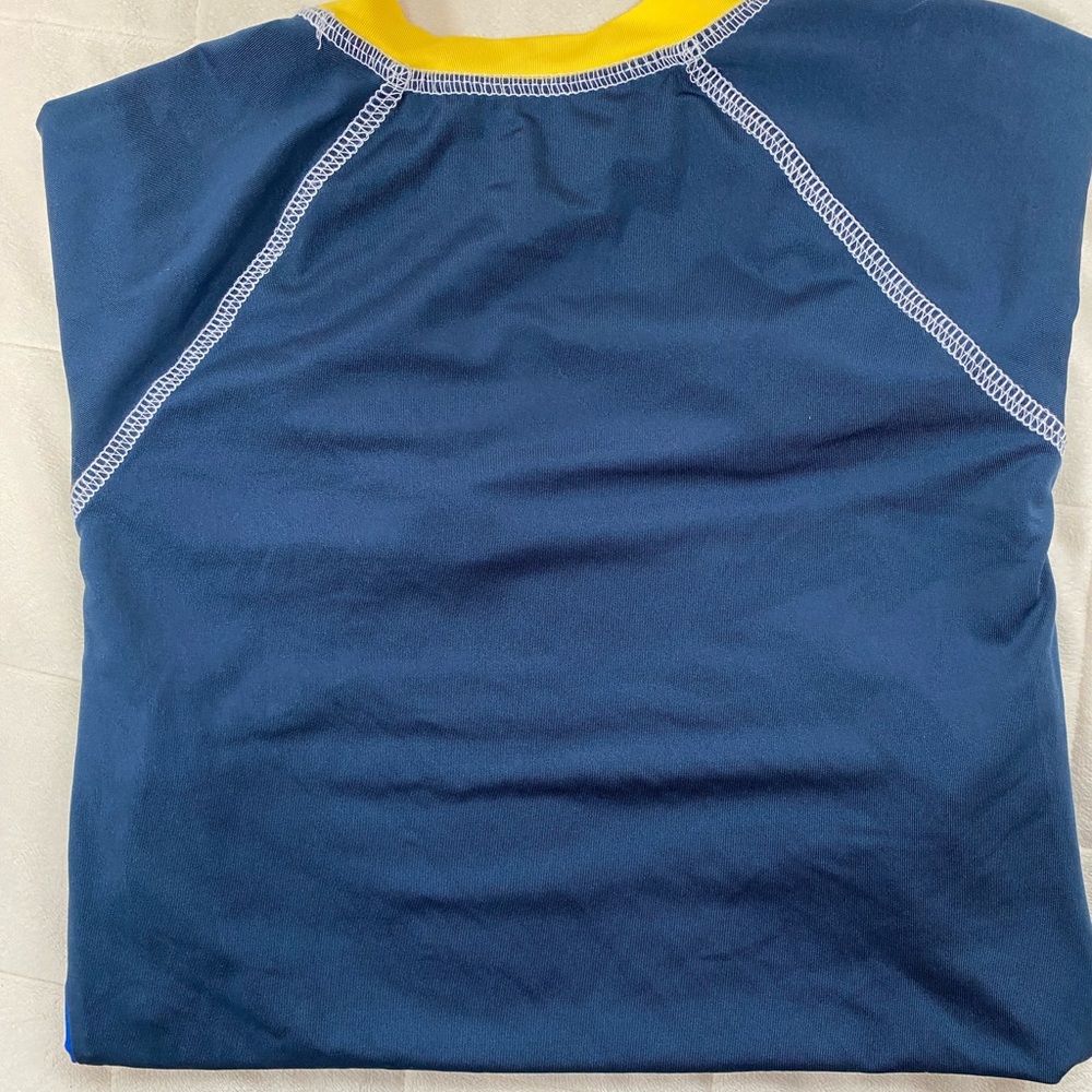 Pokémon 6/7T RashGuard - Picture 3 of 5